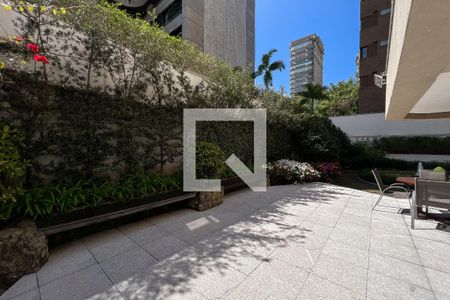 Apartamento à venda com 375m², 3 quartos e 4 vagasÁrea externa