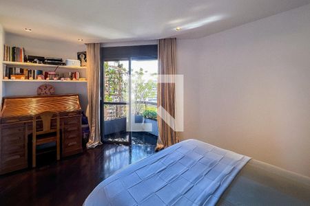 Apartamento à venda com 375m², 3 quartos e 4 vagas Apartamento à venda com 375m², 3 quartos e 4 vagasSuite 3