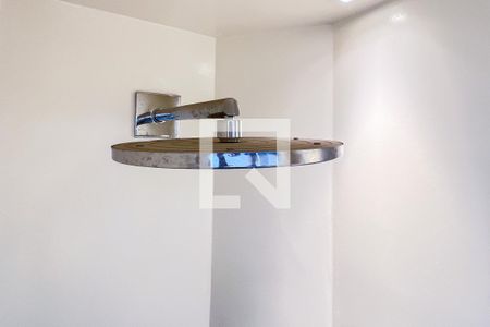 Apartamento à venda com 375m², 3 quartos e 4 vagas Apartamento à venda com 375m², 3 quartos e 4 vagasBanheiro da Suíte 2