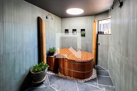 Apartamento à venda com 375m², 3 quartos e 4 vagasBanheiro