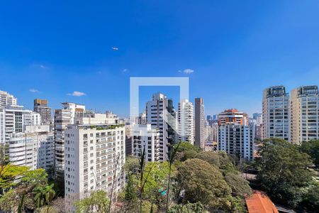 Apartamento à venda com 375m², 3 quartos e 4 vagas Apartamento à venda com 375m², 3 quartos e 4 vagasVista