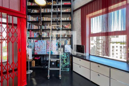 Apartamento à venda com 375m², 3 quartos e 4 vagas Apartamento à venda com 375m², 3 quartos e 4 vagasEscritório