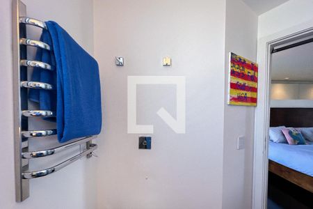 Apartamento à venda com 375m², 3 quartos e 4 vagas Apartamento à venda com 375m², 3 quartos e 4 vagasBanheiro 1 Suíte 1