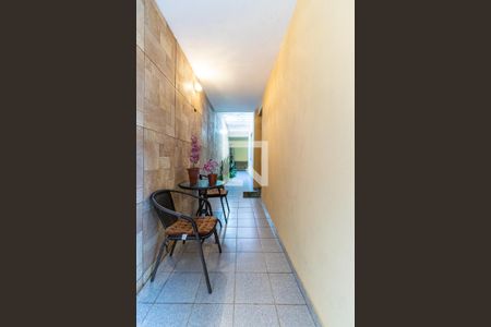 Casa à venda com 207m², 4 quartos e 6 vagas Casa à venda com 207m², 4 quartos e 6 vagasQuintal - Corredor