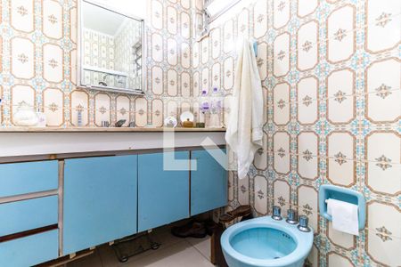 Casa à venda com 207m², 4 quartos e 6 vagas Casa à venda com 207m², 4 quartos e 6 vagasBanheiro da Suíte 1