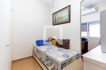 Casa à venda com 207m², 4 quartos e 6 vagas Casa à venda com 207m², 4 quartos e 6 vagasQuarto 3