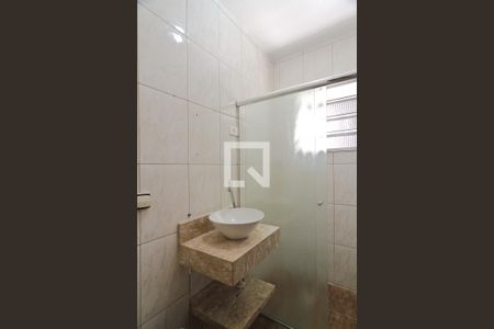 Casa para alugar com 120m², 3 quartos e 2 vagasBanheiro