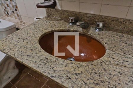 Casa para alugar com 120m², 3 quartos e 2 vagasBanheiro 2