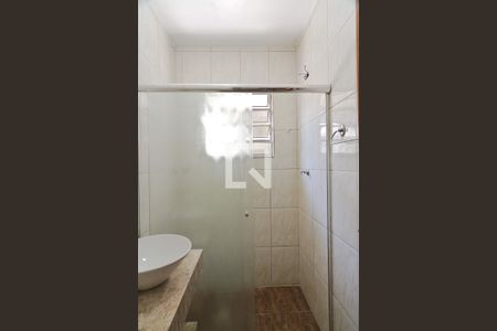 Casa para alugar com 120m², 3 quartos e 2 vagasBanheiro