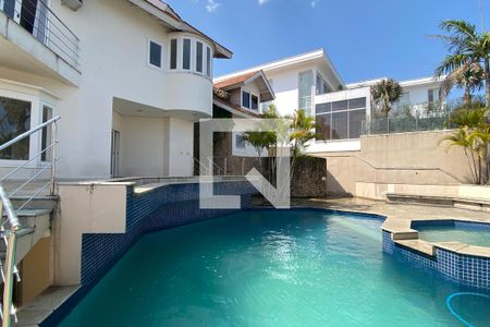 Casa de condomínio à venda com 533m², 4 quartos e 4 vagasPiscina