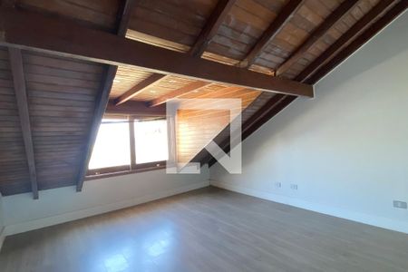 Casa de condomínio à venda com 533m², 4 quartos e 4 vagasSala de TV