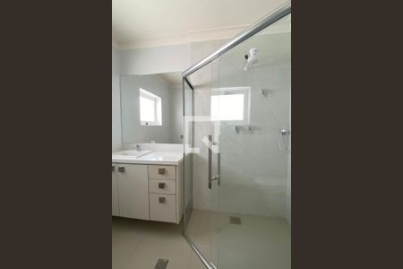 Casa de condomínio à venda com 533m², 4 quartos e 4 vagasBanheiro da Suíte 4