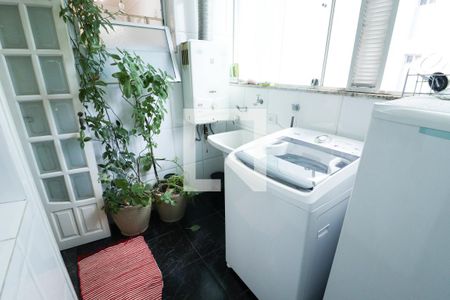 Apartamento à venda com 98m², 2 quartos e 1 vagaÁrea de Serviço