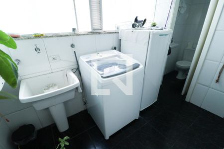 Apartamento à venda com 98m², 2 quartos e 1 vagaÁrea de Serviço