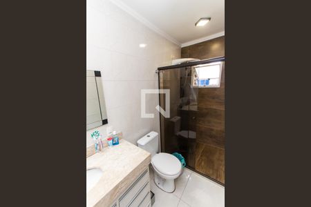 Casa de condomínio à venda com 120m², 3 quartos e 2 vagasBanheiro da Suíte