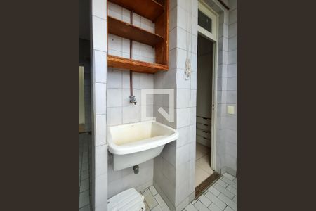 Apartamento à venda com 55m², 2 quartos e sem vaga Apartamento à venda com 55m², 2 quartos e sem vagaÁrea de Serviço