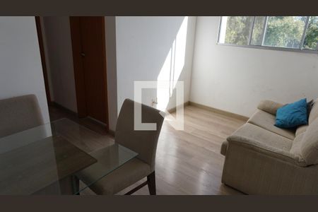 Sala de apartamento para alugar com 2 quartos, 50m² em Operário, Novo Hamburgo
