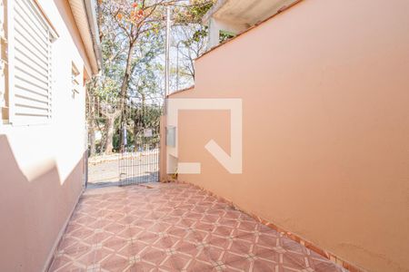 Garagem de casa para alugar com 2 quartos, 69m² em Vila Portuguesa, São Paulo