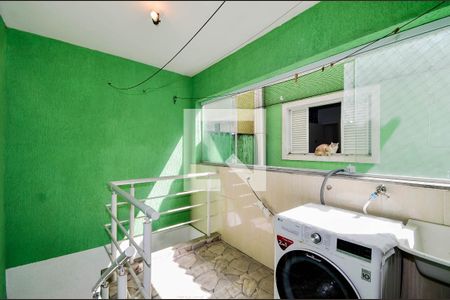 Casa à venda com 210m², 3 quartos e 4 vagasÁrea de Serviço