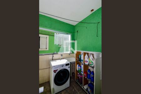 Casa à venda com 210m², 3 quartos e 4 vagasÁrea de Serviço