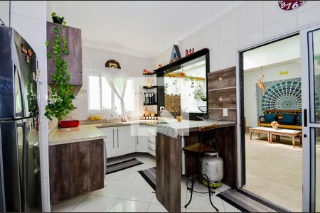 Casa à venda com 210m², 3 quartos e 4 vagasCozinha