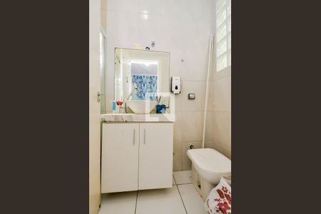 Casa à venda com 210m², 3 quartos e 4 vagasBanheiro da Suíte 3