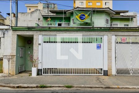 Casa à venda com 210m², 3 quartos e 4 vagasFachada