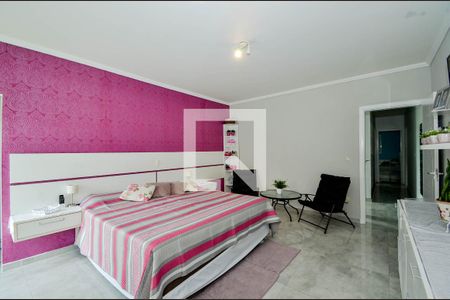 Casa à venda com 210m², 3 quartos e 4 vagasSuíte 1