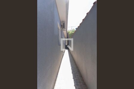 Casa à venda com 112m², 2 quartos e 2 vagas Casa à venda com 112m², 2 quartos e 2 vagasCorredor