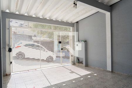 Casa à venda com 112m², 2 quartos e 2 vagas Casa à venda com 112m², 2 quartos e 2 vagasGaragem