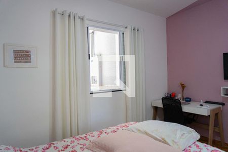 Quarto 1 de casa à venda com 2 quartos, 112m² em Vila Eldizia, Santo André