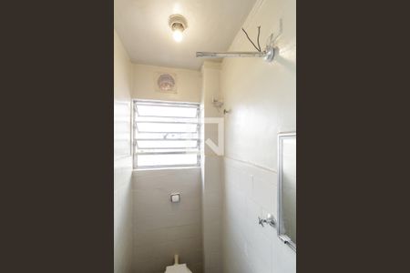 Banheiro de kitnet/studio para alugar com 1 quarto, 30m² em Santa Cecilia, São Paulo