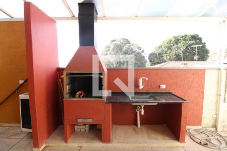 Casa para alugar com 209m², 3 quartos e 2 vagasArea de serviço e Comum