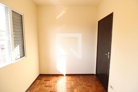 Quarto 1 de casa para alugar com 3 quartos, 209m² em Parque Maria Domitila, São Paulo