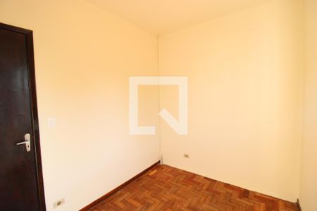 Quarto 1 de casa para alugar com 3 quartos, 209m² em Parque Maria Domitila, São Paulo