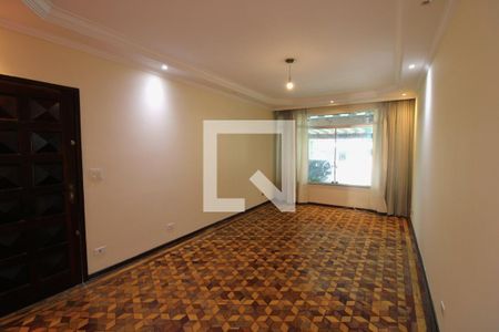 Sala de casa para alugar com 3 quartos, 209m² em Parque Maria Domitila, São Paulo