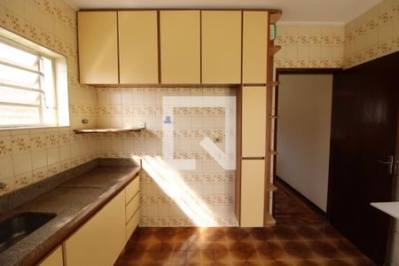 Casa para alugar com 209m², 3 quartos e 2 vagasCozinha