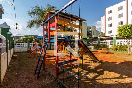 Apartamento para alugar com 47m², 2 quartos e 1 vaga Apartamento para alugar com 47m², 2 quartos e 1 vagaPlayground
