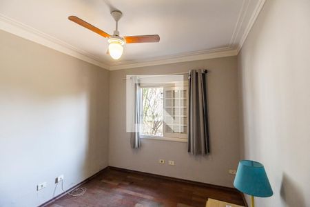 Apartamento à venda com 349m², 4 quartos e 4 vagas Apartamento à venda com 349m², 4 quartos e 4 vagasQuarto 2