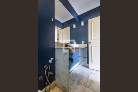 Apartamento à venda com 349m², 4 quartos e 4 vagas Apartamento à venda com 349m², 4 quartos e 4 vagasBanheiro do Quarto 4