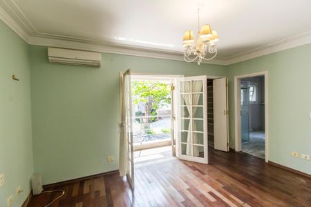 Apartamento à venda com 349m², 4 quartos e 4 vagas Apartamento à venda com 349m², 4 quartos e 4 vagasQuarto 1