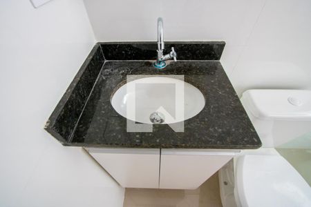 Apartamento para alugar com 60m², 2 quartos e 2 vagas Apartamento para alugar com 60m², 2 quartos e 2 vagasBanheiro social