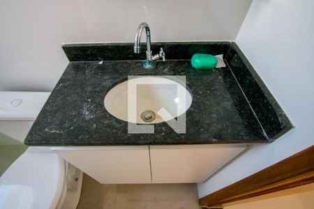 Apartamento para alugar com 60m², 2 quartos e 2 vagas Apartamento para alugar com 60m², 2 quartos e 2 vagasBanheiro do quarto 1