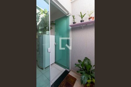 Casa à venda com 79m², 2 quartos e 1 vagaÁrea de Serviço