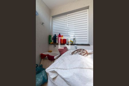 Casa à venda com 79m², 2 quartos e 1 vagaÁrea de Serviço