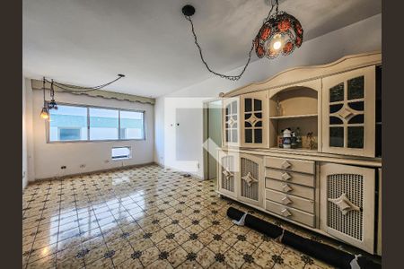 Sala de apartamento para alugar com 2 quartos, 96m² em Jardim Três Marias, Guarujá