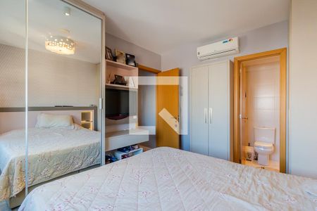 Quarto 1 de apartamento à venda com 2 quartos, 58m² em Menino Deus, Porto Alegre