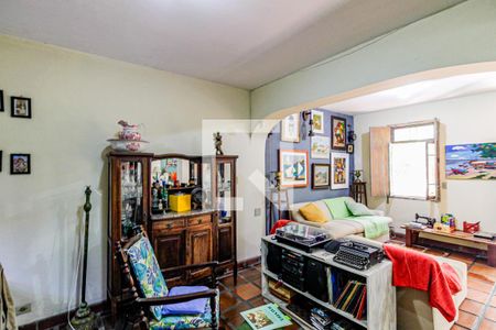 Casa à venda com 205m², 3 quartos e sem vaga Casa à venda com 205m², 3 quartos e sem vagaSala de jantar