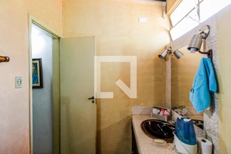 Casa à venda com 205m², 3 quartos e sem vaga Casa à venda com 205m², 3 quartos e sem vagaBanheiro