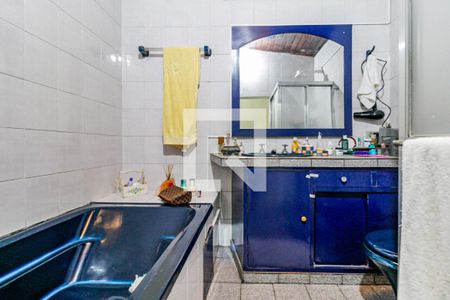 Casa à venda com 205m², 3 quartos e sem vaga Casa à venda com 205m², 3 quartos e sem vagaBanheiro Suíte